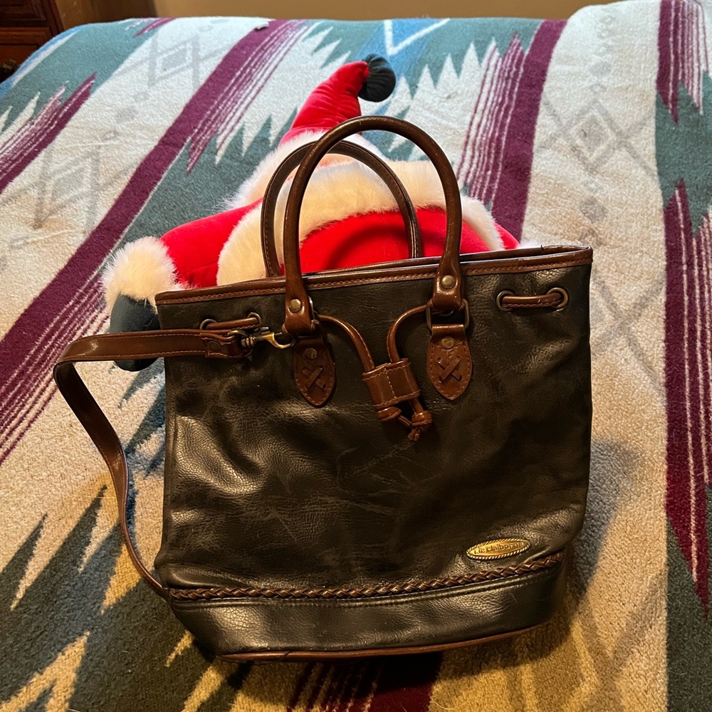 Liz Claiborne bucket bag